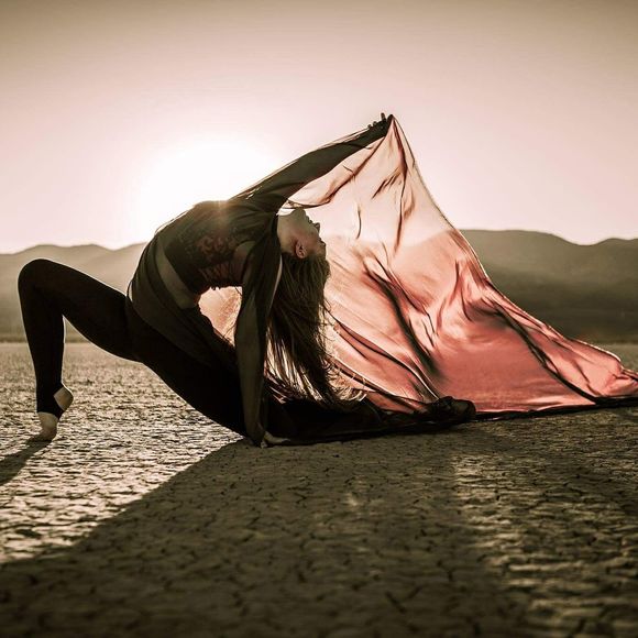 Meet your Posher, Leila - Picture 1 of 1